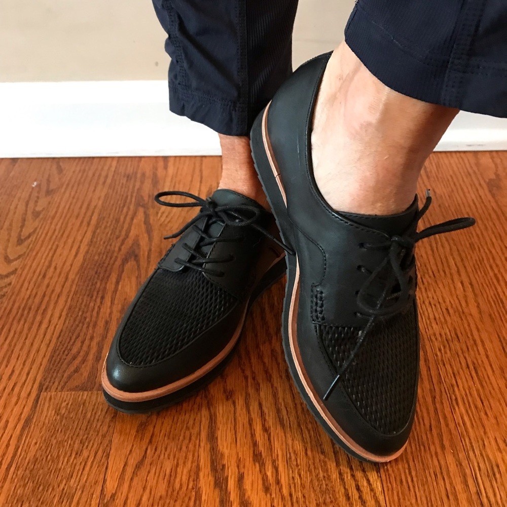 Aldo Platform Oxfords- size 6